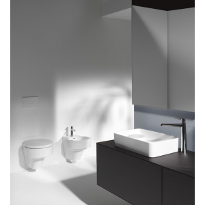 Унитаз подвесной Laufen Val 8.2028.1.400.000.1 Rimless (безободковый), с покрытием LCC